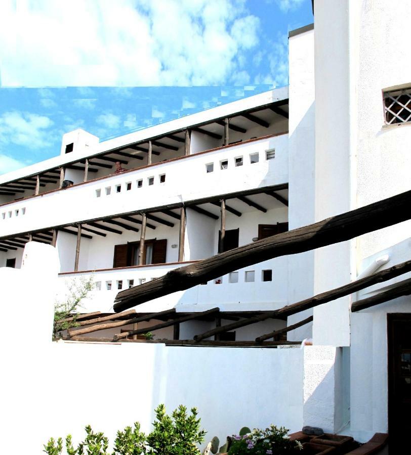 Hotel Pop Cala Gonone Kültér fotó